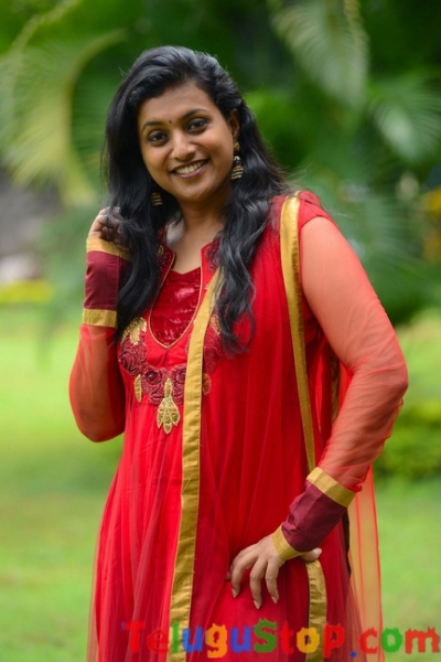 Roja latest stills- Photos,Spicy Hot Pics,Images,High Resolution WallPapers Download