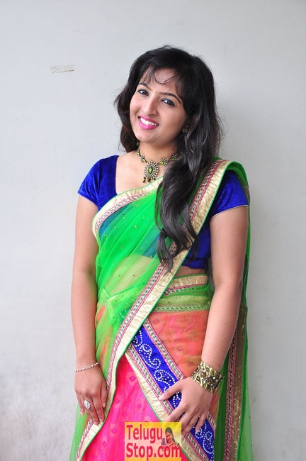 Roshini new stills- Photos,Spicy Hot Pics,Images,High Resolution WallPapers Download