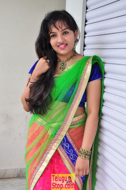 Roshini new stills- Photos,Spicy Hot Pics,Images,High Resolution WallPapers Download