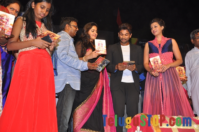 Rudhramadevi audio launch- Photos,Spicy Hot Pics,Images,High Resolution WallPapers Download