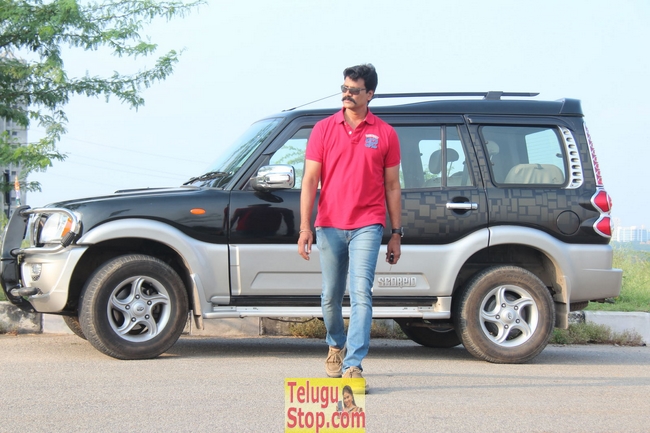 Rudra ips movie working stills- Photos,Spicy Hot Pics,Images,High Resolution WallPapers Download