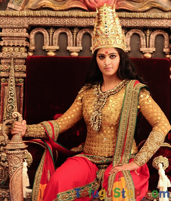 Rudrama devi movie stills- Photos,Spicy Hot Pics,Images,High Resolution WallPapers Download