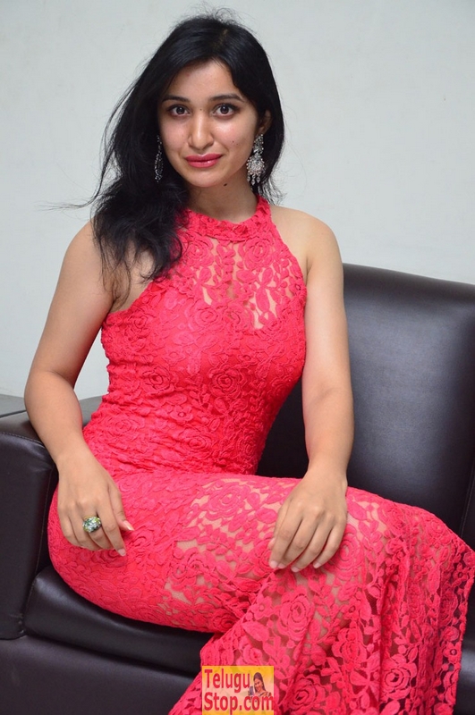 Sakshi kakkar new stills- Photos,Spicy Hot Pics,Images,High Resolution WallPapers Download