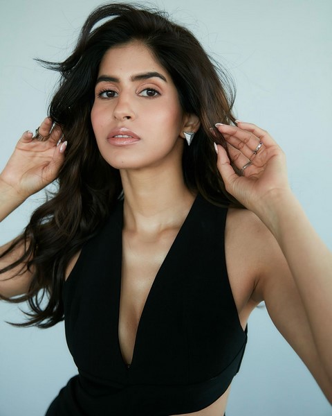 Sakshi malik looks beautiful and impresses her fans-Actresssakshi, Hdsakshi, Sakshi Malik, Sakshimalik Photos,Spicy Hot Pics,Images,High Resolution WallPapers Download