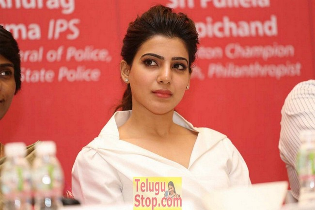 Samantha new stills 5- Photos,Spicy Hot Pics,Images,High Resolution WallPapers Download