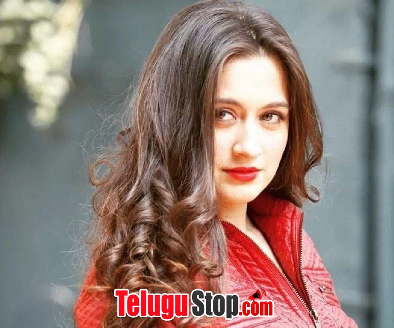 Sanjeeda sheikh new pics- Photos,Spicy Hot Pics,Images,High Resolution WallPapers Download