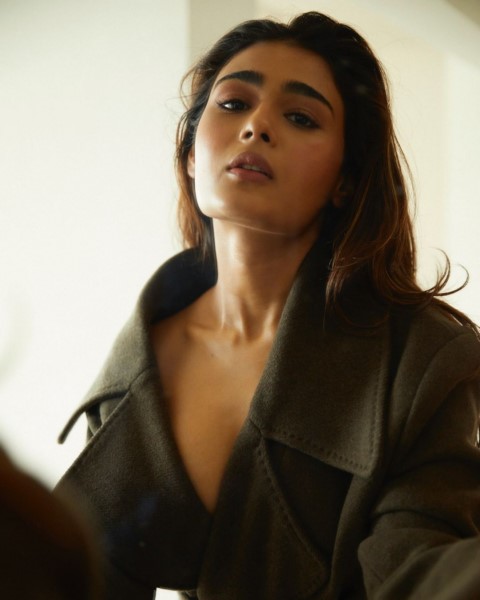 Shalini pandey looks graceful and elegant in these pictures-Actressshalini, Arjunreddy, Shalini, Shalini Pandey, Shalinipandey Photos,Spicy Hot Pics,Images,High Resolution WallPapers Download