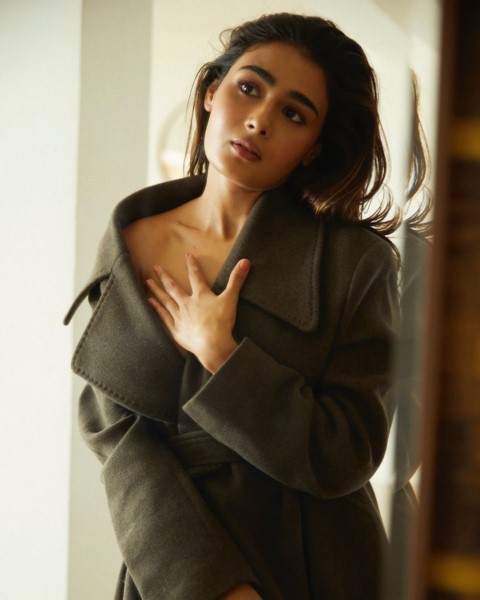 Shalini pandey looks graceful and elegant in these pictures-Actressshalini, Arjunreddy, Shalini, Shalini Pandey, Shalinipandey Photos,Spicy Hot Pics,Images,High Resolution WallPapers Download