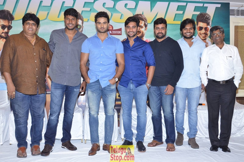 Shamanthakamani success meet- Photos,Spicy Hot Pics,Images,High Resolution WallPapers Download