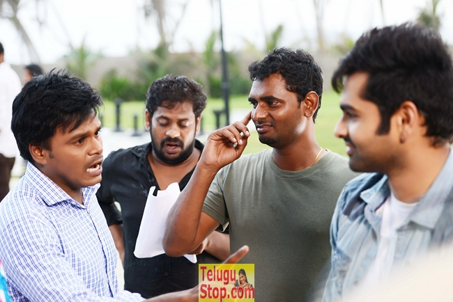 Shivam movie working stills- Photos,Spicy Hot Pics,Images,High Resolution WallPapers Download