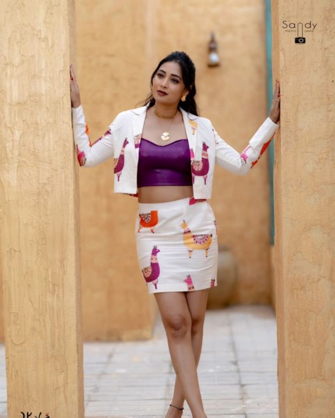 Shri bhanu is stealing the hearts of guys with his spicy looks-Actress, Actressbhanu, Bhanu, Bhanu Shree Hot, Bhanu Sri, Bhanu Sri Hot, Bhanu Sri Mehra, Bhanusri, Shri Bhanu, Telugu Actress Photos,Spicy Hot Pics,Images,High Resolution WallPapers Download