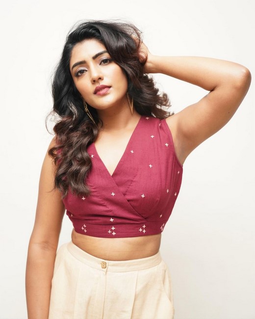 South indian actress eesha rebba amazing pictures-Eesharebba, Actresseesha, Eesha Rebba Photos,Spicy Hot Pics,Images,High Resolution WallPapers Download