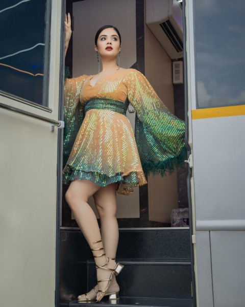 Sreemukhi is a beauty packed with charms latest photos-Anchorsreemukhi, Hot Sreemukhi, Sreemukhi, Sreemukhicute, Sreemukhi Hd, Sreemukhi Hot, Sreemukhihot, Sreemukhi Laugh, Sreemukhi Naval, Sreemukhi Shows, Sreemukhi Tv Photos,Spicy Hot Pics,Images,High Resolution WallPapers Download