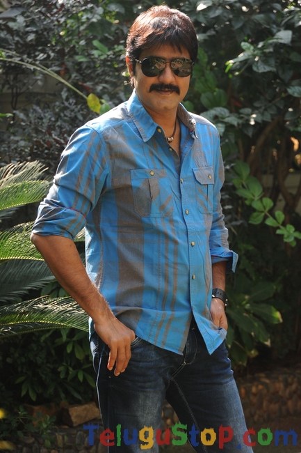 Srikanth latest stills- Photos,Spicy Hot Pics,Images,High Resolution WallPapers Download