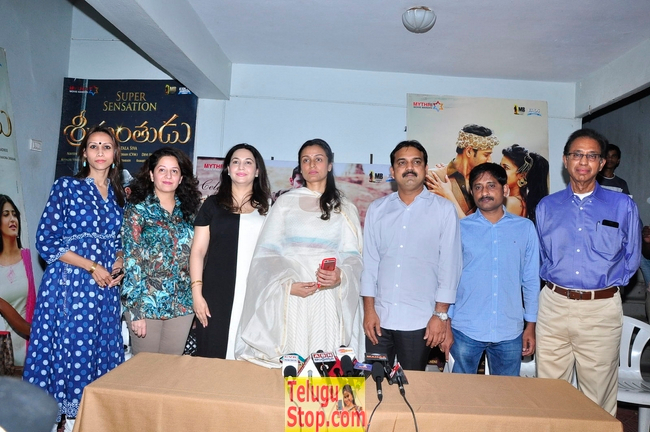 Srimanthudu new press meet- Photos,Spicy Hot Pics,Images,High Resolution WallPapers Download