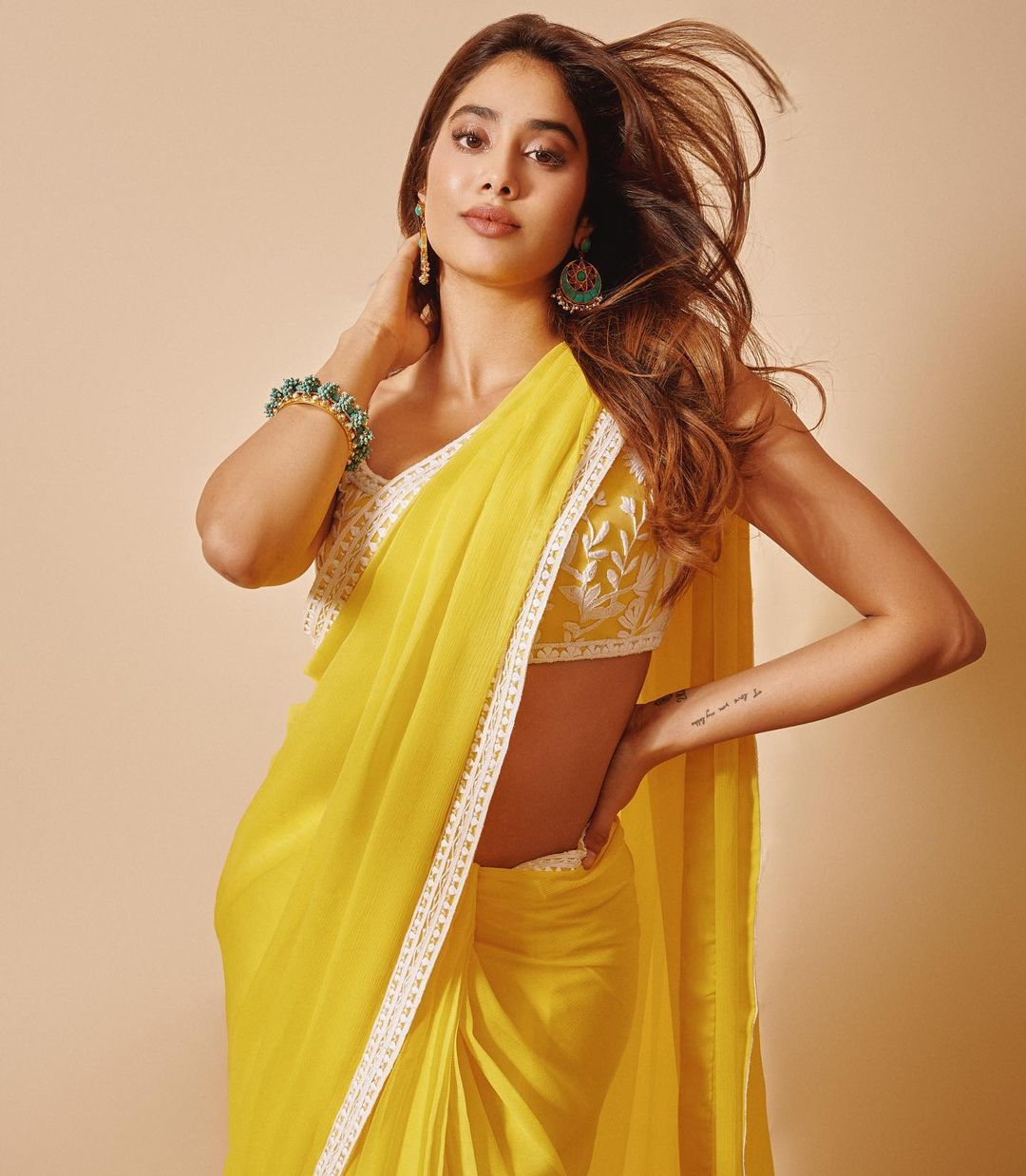 Stunning beauty actress janhvi kapoor hot clicks-Actressjanhvi, Janhvi Kapoor, Janhvikapoor, Telugujanhvi Photos,Spicy Hot Pics,Images,High Resolution WallPapers Download