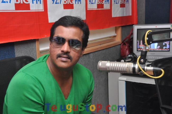 Sunil promotes bheemavaram bullodu at 92 7 big fm- Photos,Spicy Hot Pics,Images,High Resolution WallPapers Download