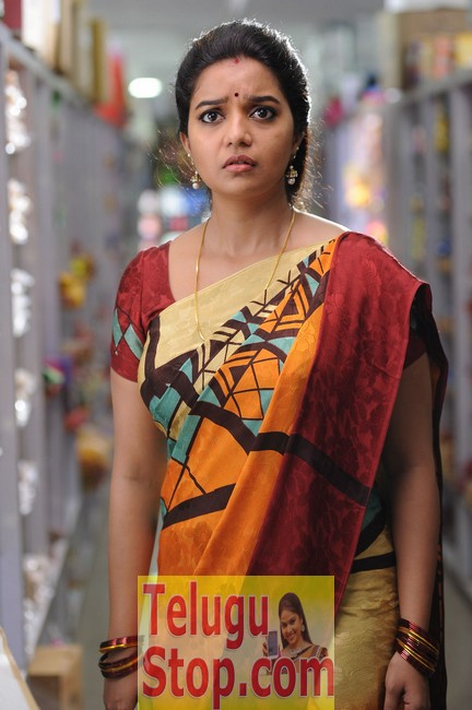 Swathi stills in tripura movie 2- Photos,Spicy Hot Pics,Images,High Resolution WallPapers Download