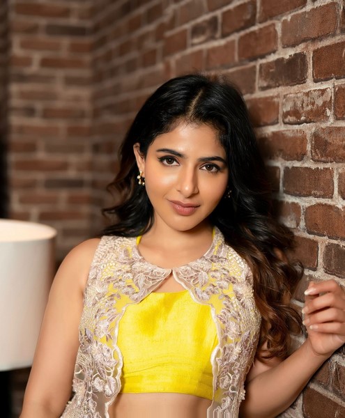 Tamil beauty aishwarya menon pictures with cute beauty in stunning looks-Actressiswarya, Aishwarya Menon, Aishwaryamenon, Ishwarya Menon, Iswarya Menon, Iswaryamenon Photos,Spicy Hot Pics,Images,High Resolution WallPapers Download