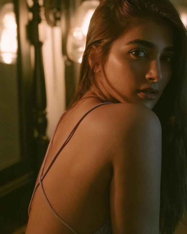 Tollywood actress pooja hegde hot look images-Actresspooja, Pooja Hegde, Poojahegde Photos,Spicy Hot Pics,Images,High Resolution WallPapers Download