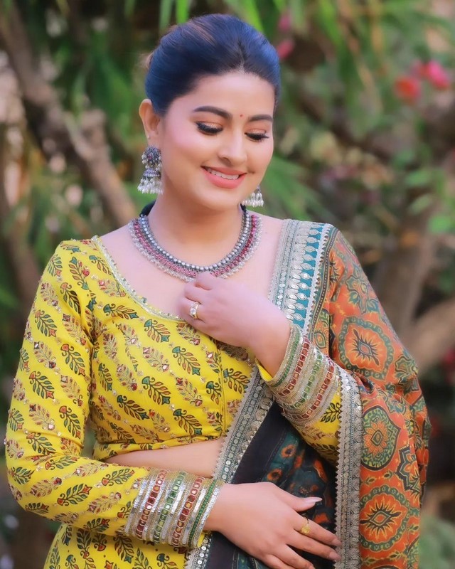 Tollywood bapu bomma actress sneha pretty looks-Actresssneha, Actressneha, Actress Sneha, Sneha Photos,Spicy Hot Pics,Images,High Resolution WallPapers Download