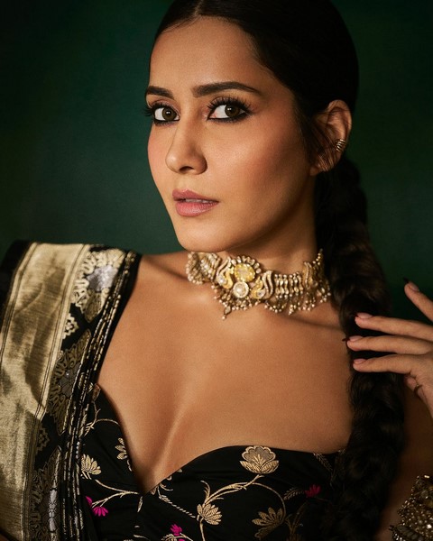 Tollywood beauty raashi khanna amazing clicks-Actressraashi, Actressrashi, Raashi Khanna, Raashikhanna, Rashi Khanna, Rashikhanna Photos,Spicy Hot Pics,Images,High Resolution WallPapers Download