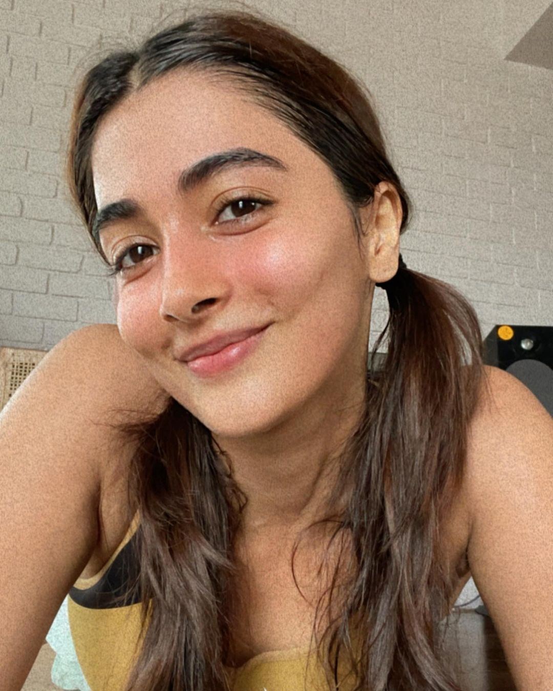 Tollywood gorgeous beauty pooja hegde latest selfie images-Actresspooja, Pooja Hegde, Poojahegde, Sonam Bajwa, Tollywoodpooja Photos,Spicy Hot Pics,Images,High Resolution WallPapers Download