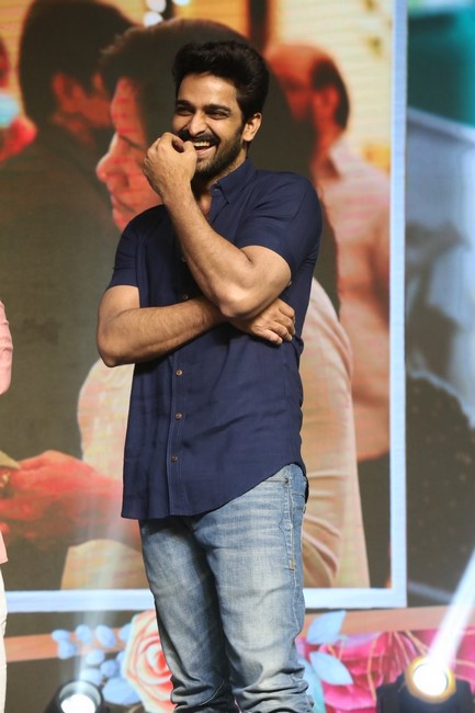 Varudukavalenu trailer launch event images-Tollywood, Varudukavalenu Photos,Spicy Hot Pics,Images,High Resolution WallPapers Download