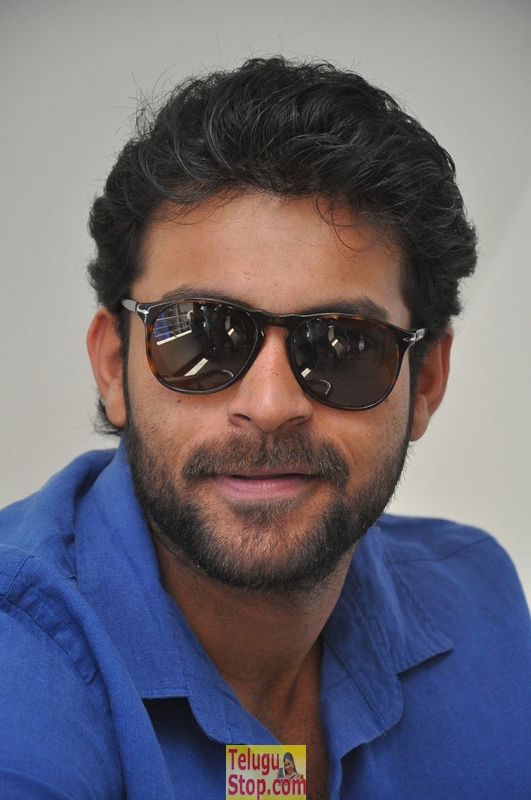 Varun tej latest stills- Photos,Spicy Hot Pics,Images,High Resolution WallPapers Download