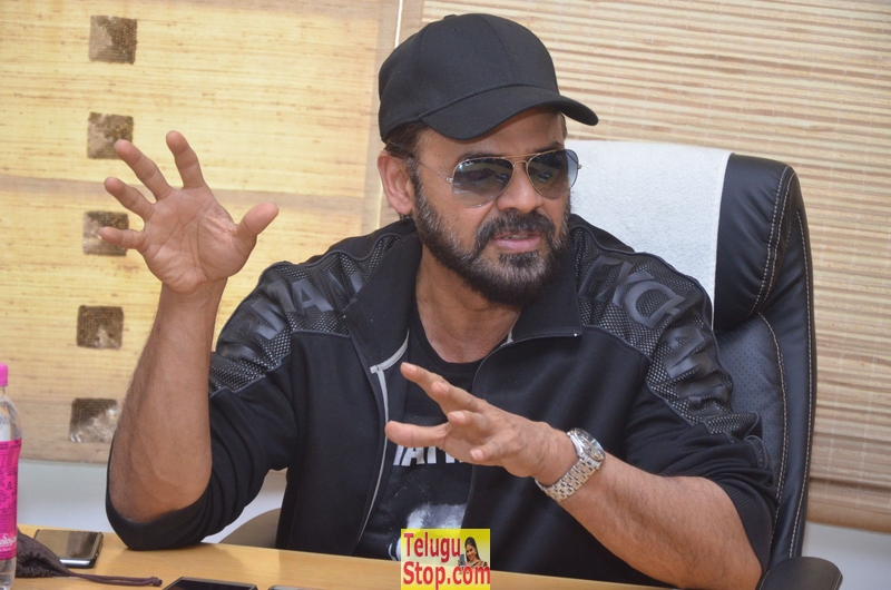 Venkatesh interview stills 3- Photos,Spicy Hot Pics,Images,High Resolution WallPapers Download
