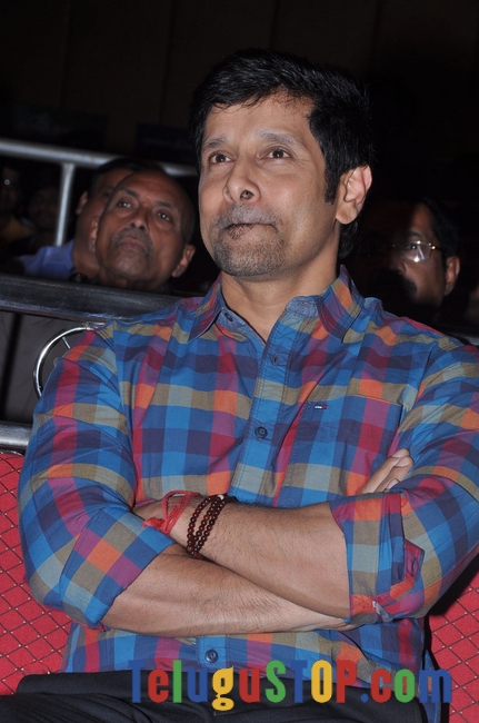 Vikram new stills- Photos,Spicy Hot Pics,Images,High Resolution WallPapers Download