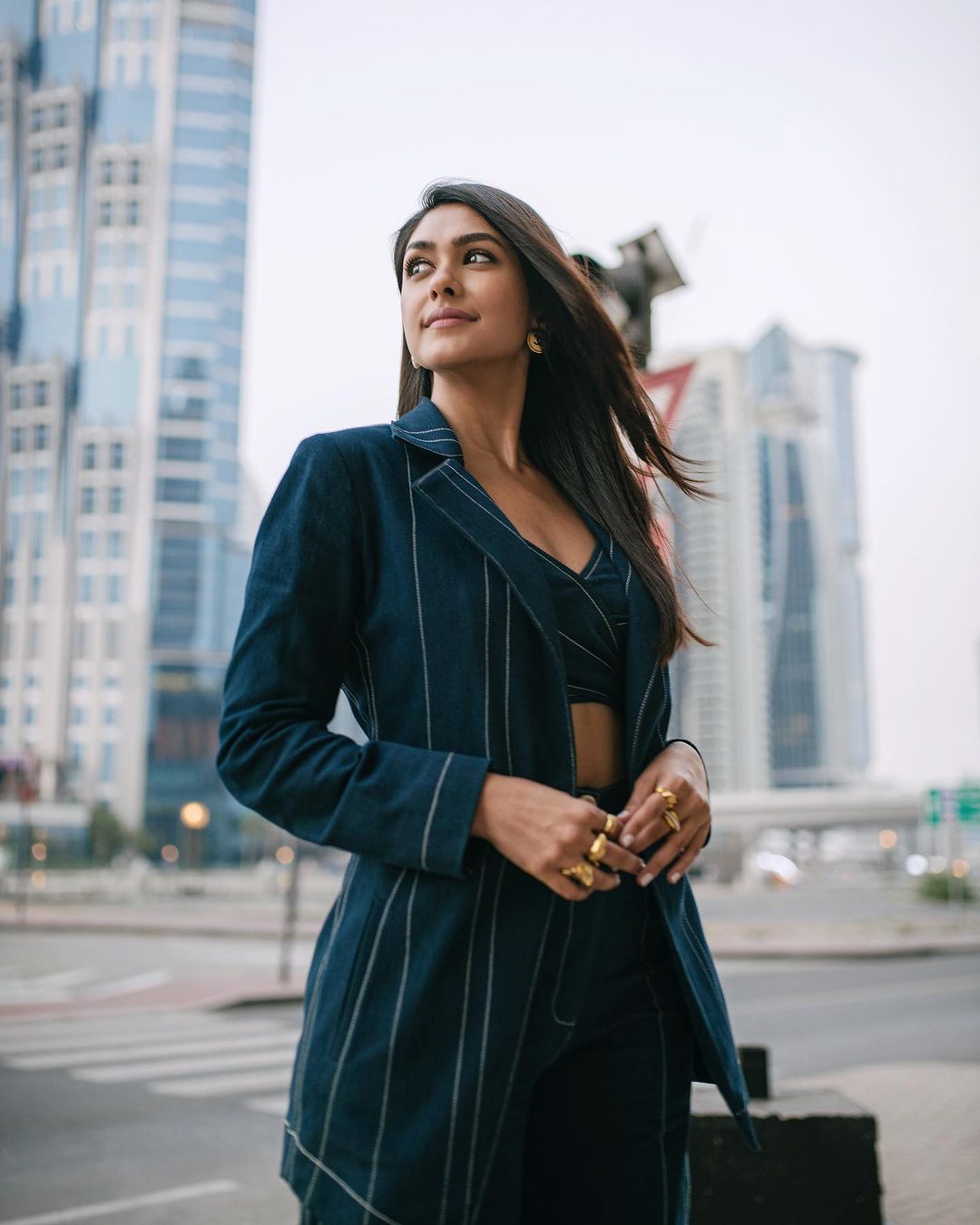 Watch this stylish pictures of actress mrunal thakur-Actressmrunal, Mrunal Thakur, Mrunalthakur Photos,Spicy Hot Pics,Images,High Resolution WallPapers Download