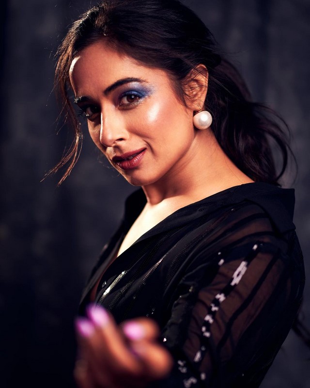 Watch this stylish pictures of actress shweta mehta-Shwetamehta, Actress, Actressshweta, Fitnessshweta, Shweta Mehta, Watchstylish Photos,Spicy Hot Pics,Images,High Resolution WallPapers Download
