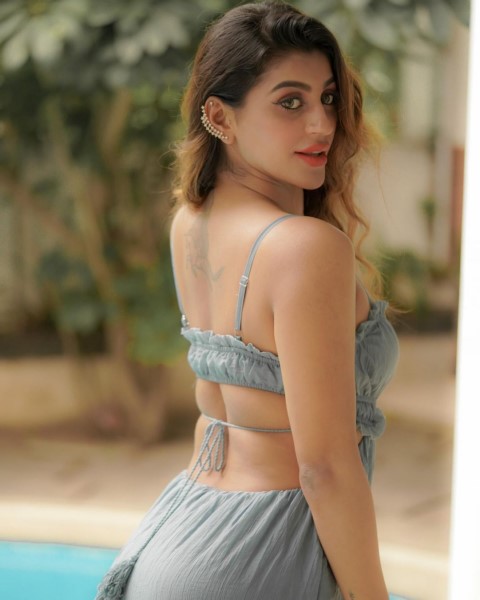 Yashika anand who is once again losing the minds of guys with spicy looks-Bigboss, Yashika, Yashika Aannand, Yashika Anand, Yashikaanand, Zombieyashika Photos,Spicy Hot Pics,Images,High Resolution WallPapers Download