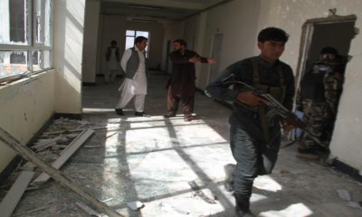  30 Afghan Policemen Killed In Suicide Car Bombing-TeluguStop.com