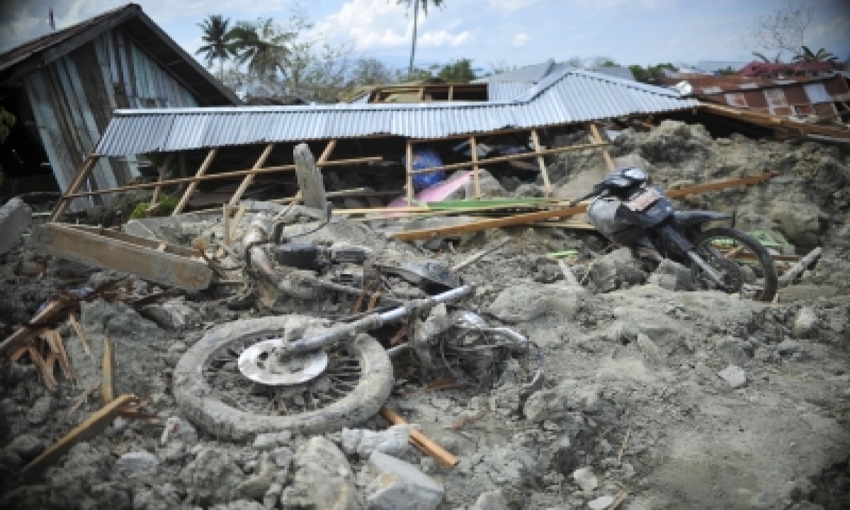 35 Killed In Massive Indonesia Earthquake-TeluguStop.com