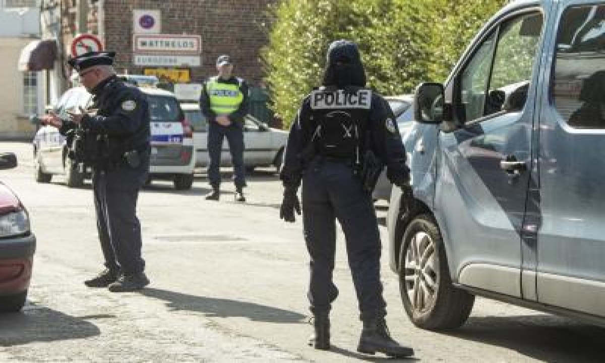 5 Women Arrested In France Over Terror Charges-TeluguStop.com
