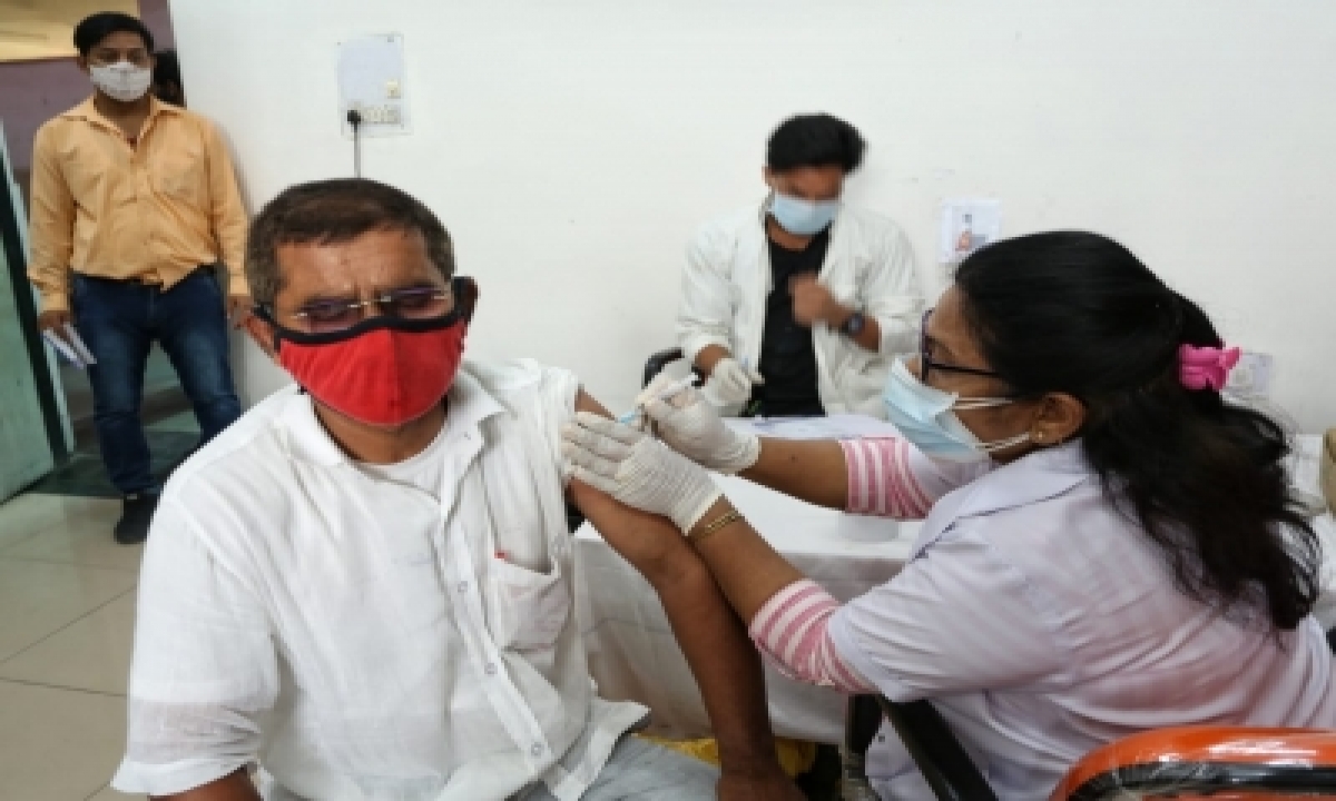  65l In 45+ Age Group Remain Unvaccinated In Up-TeluguStop.com