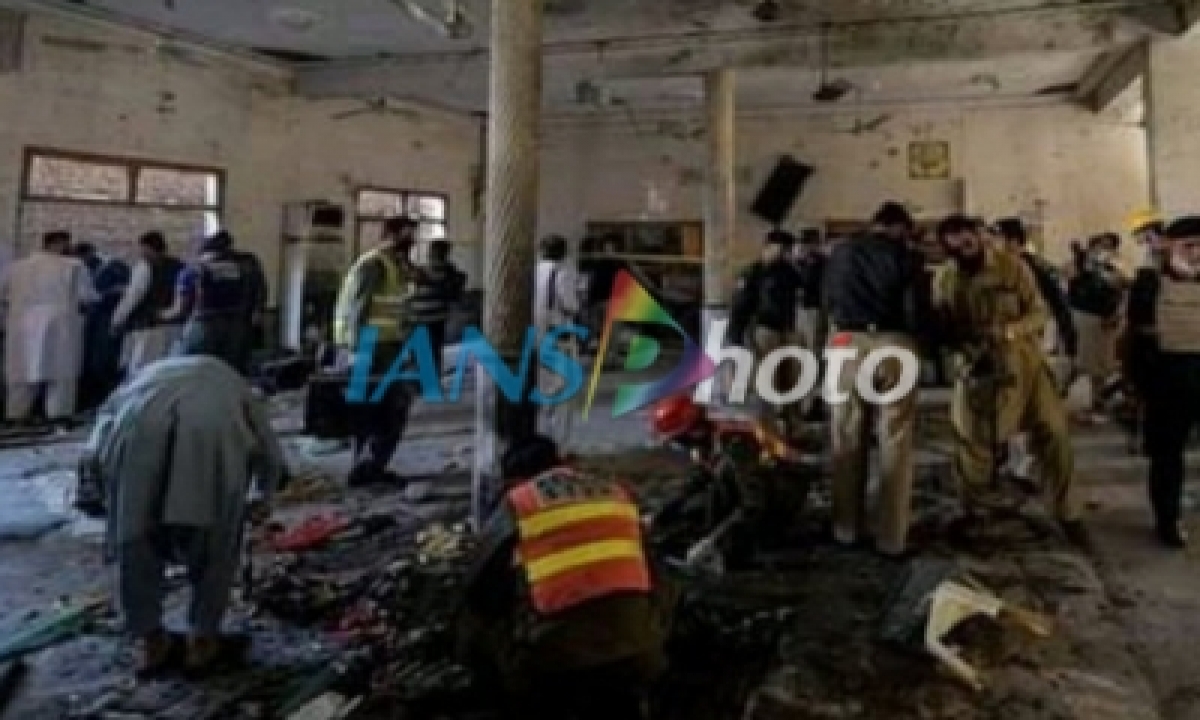  8 Dead, 125 Hurt In Peshawar Madrasa Blast (2nd Ld)-TeluguStop.com