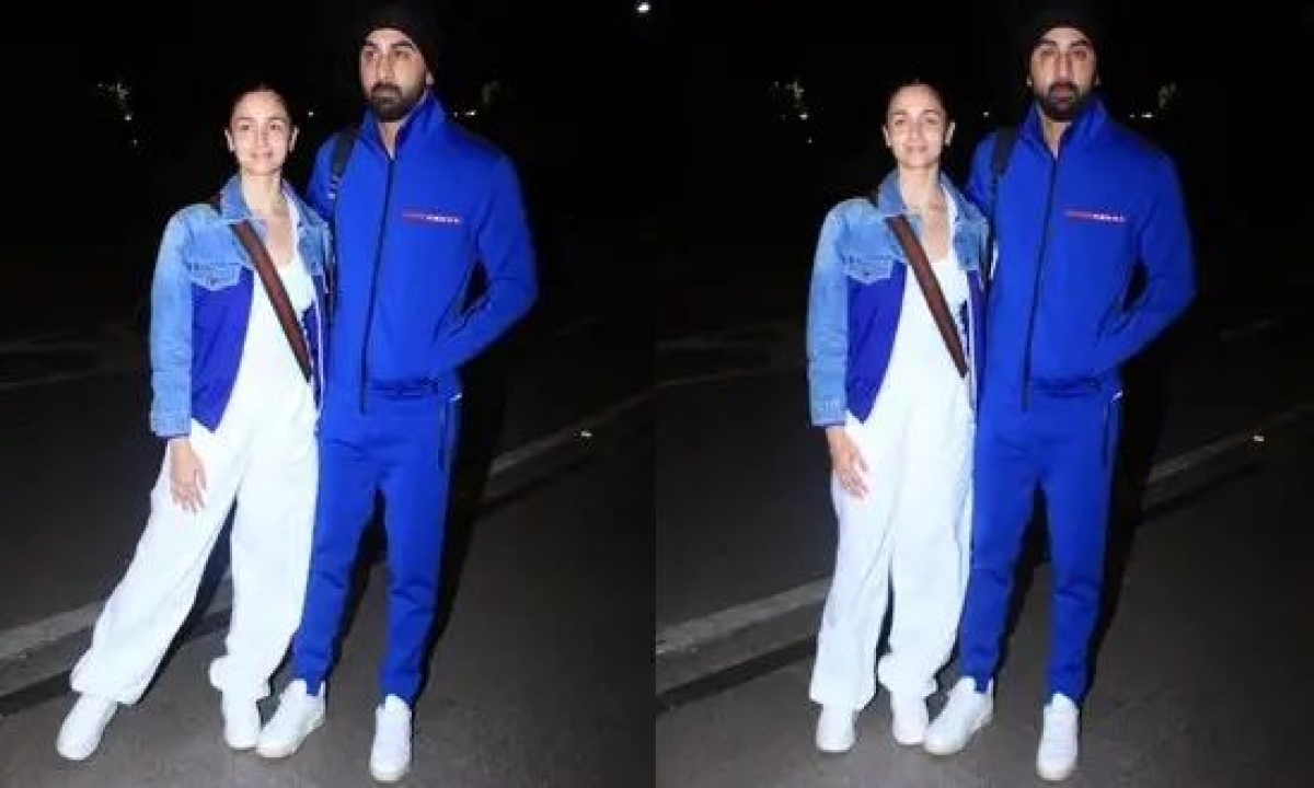 In Pics: Ranbir Kapoor-Alia Bhatt Keep It Casual at the Airport