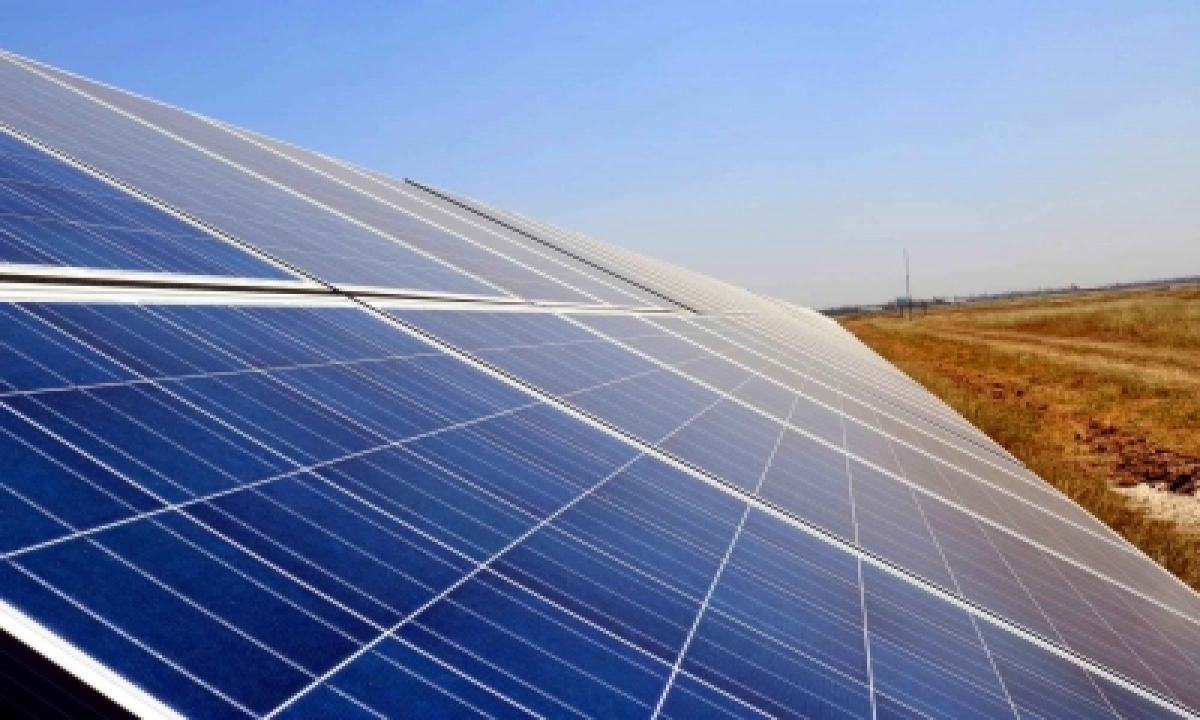  Adani Green Commission 150 Mw Solar Power Plant In Kutchh-TeluguStop.com