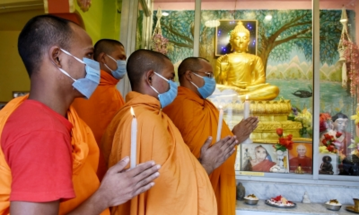  After 236 Embrace Buddhism, Police Lodges Fir For Promoting Enmity-TeluguStop.com