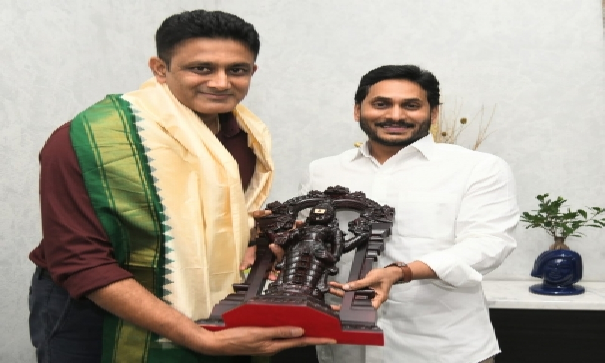  Anil Kumble Meets Andhra Cm, Discusses Sports Univ-TeluguStop.com