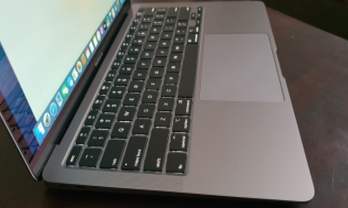  Apple Working On Keyboard With Reconfigurable Displays On Each Key-TeluguStop.com
