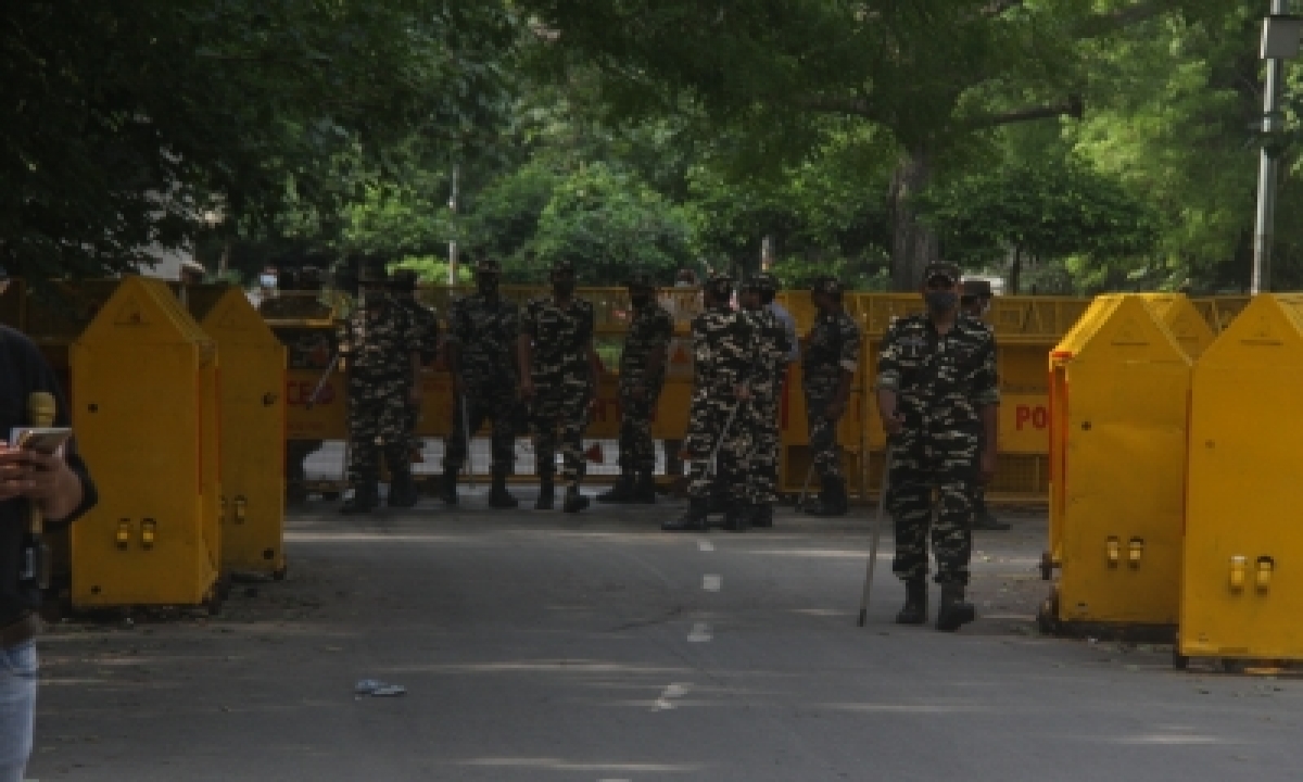  Bharat Bandh: Security Beefed Up In Delhi-TeluguStop.com