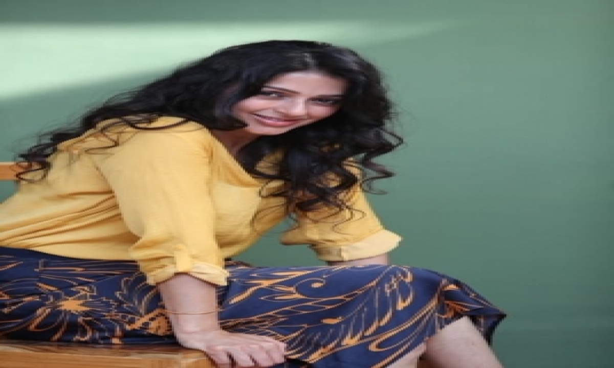  Bhumika Chawla Hopes Her Biker Role In ‘idhe Maa Katha’ Will Inspire-TeluguStop.com
