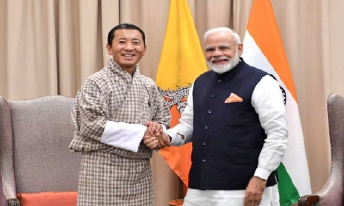  Bhutan Pm Congratulates Modi On ‘landmark’ Covid Vaccination Drive-TeluguStop.com