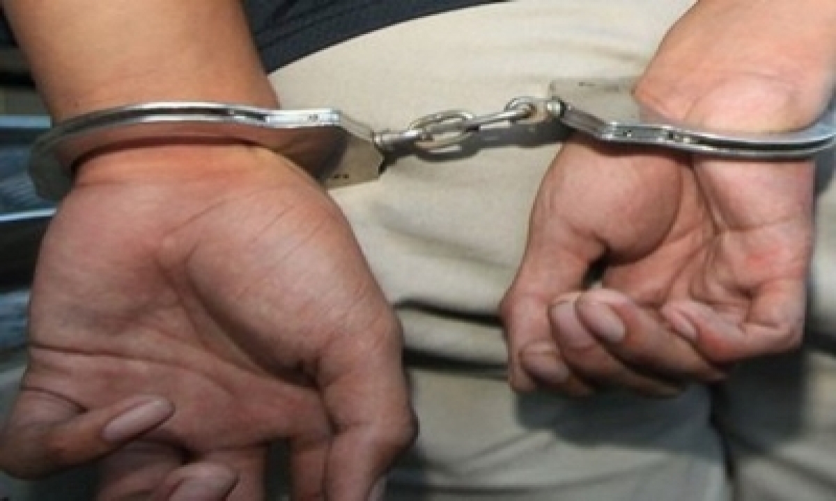  B’luru Police Nabs Cong Leader’s Son For Sheltering Drug Peddlers In-TeluguStop.com