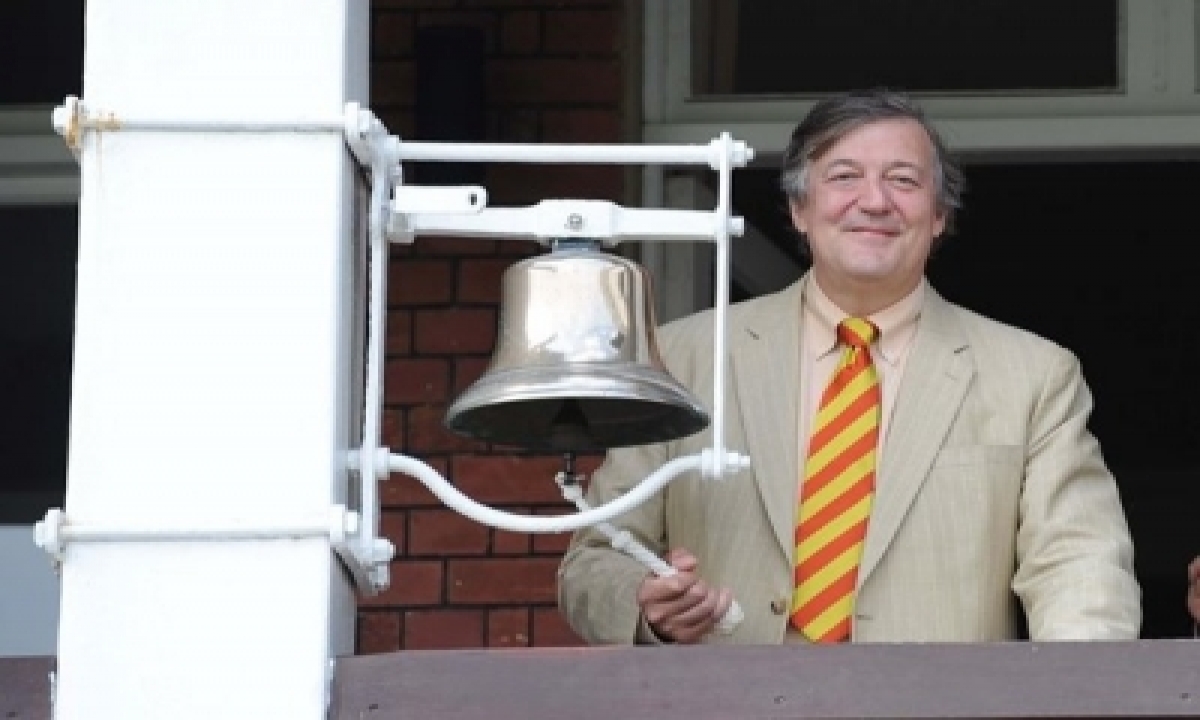  British Actor Stephen Fry To Deliver The 2021 Mcc Cowdrey Lecture-TeluguStop.com