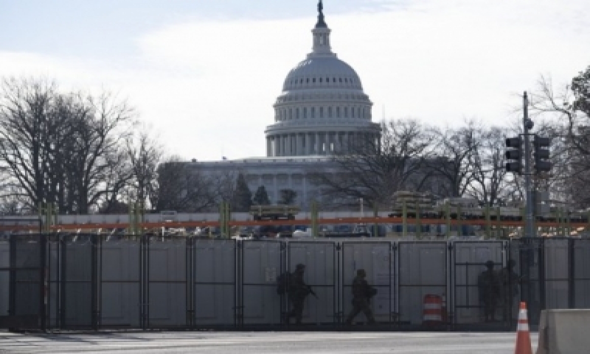  Capitol Police Chief Calls For Permanent Fencing-TeluguStop.com